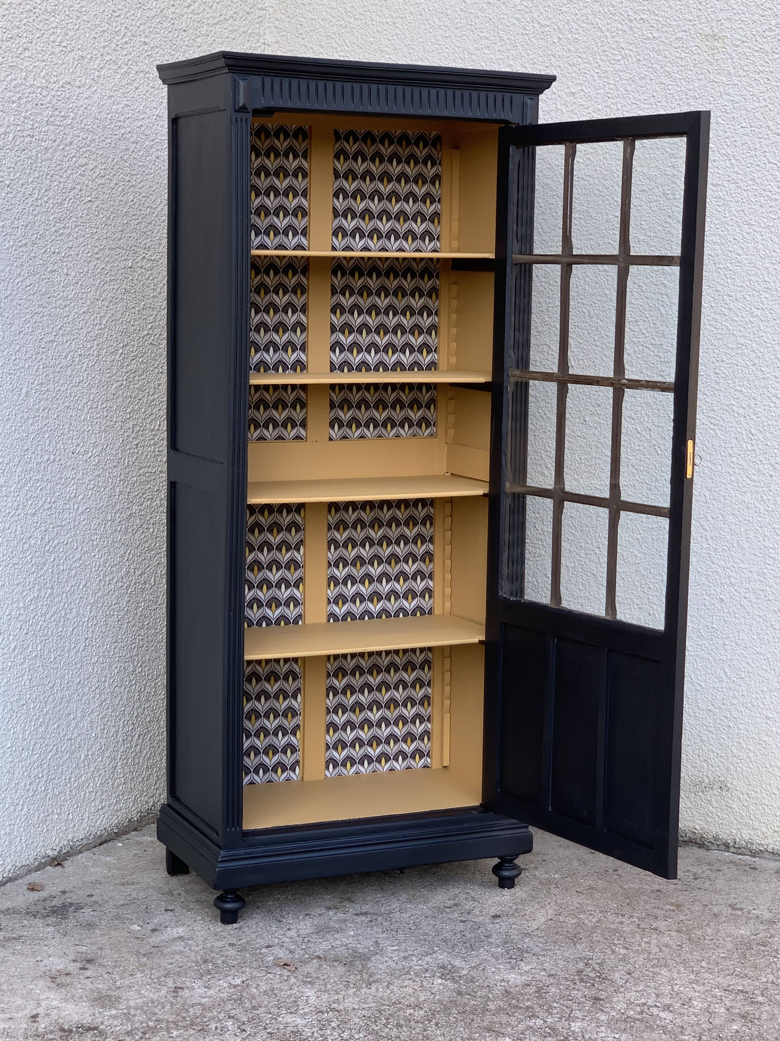 Parisian wardrobe black glass