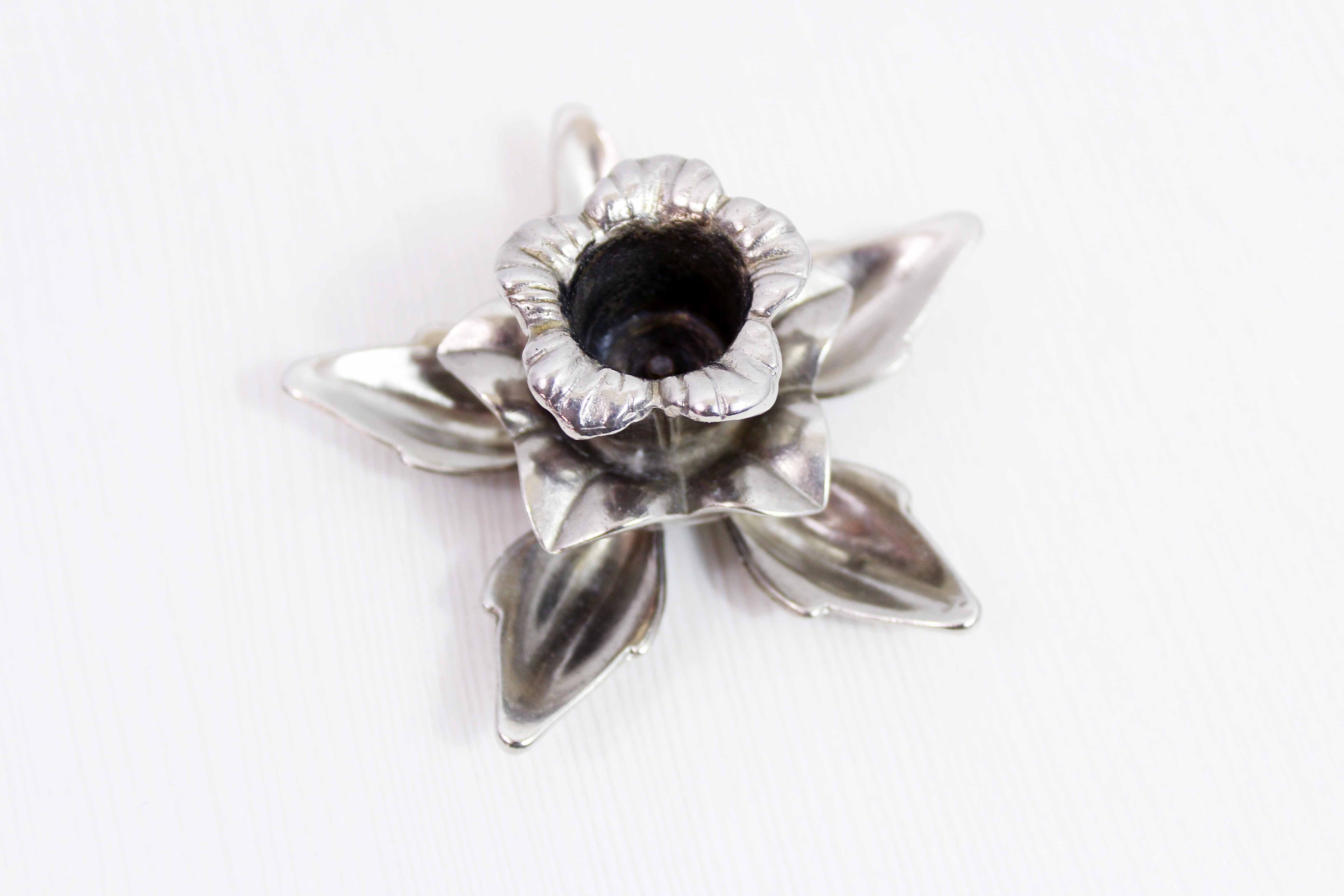 Vintage floral candle holder