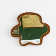 Miroir en osier de forme oranique