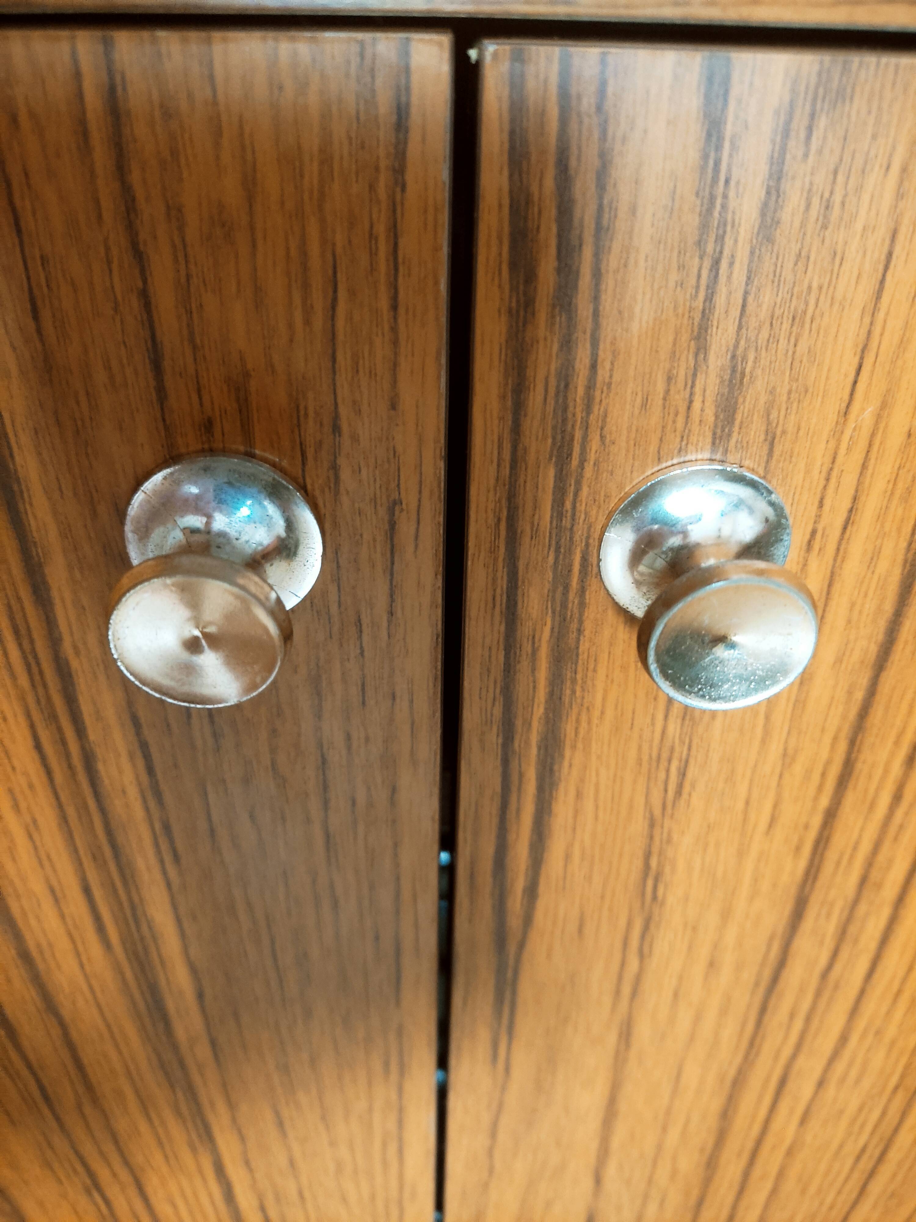 Shoe cabinet in formica