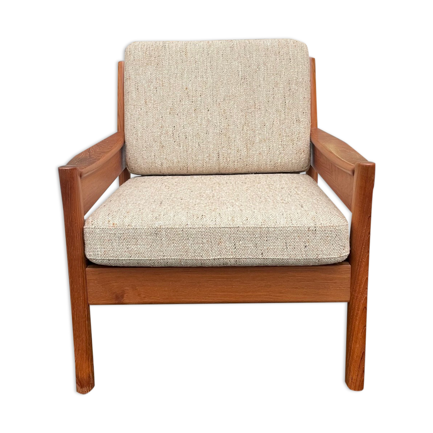 Danish armchair of the 60s in wood and wool of the brand Dyrlund