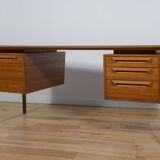 Mid-Century Teak Desk by I.B Kofod-Larsen for Seffle Möbelfabrik, Sweden, 1950s