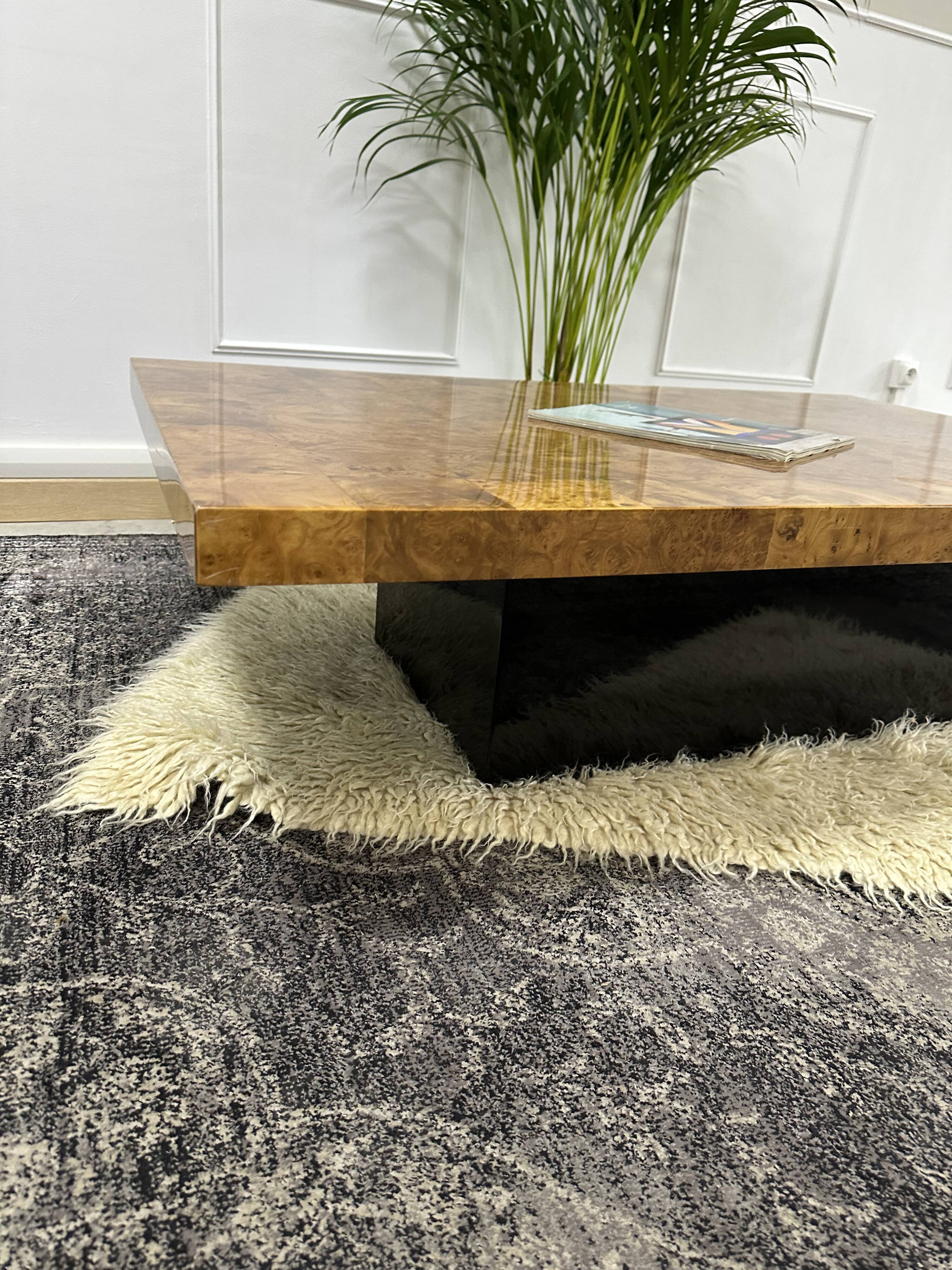 Design coffee table style elm magnifying glass