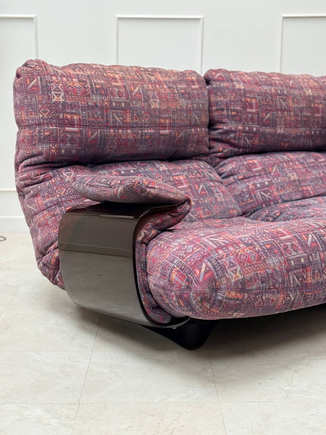 Marsala 2-seater sofa, Roset line
