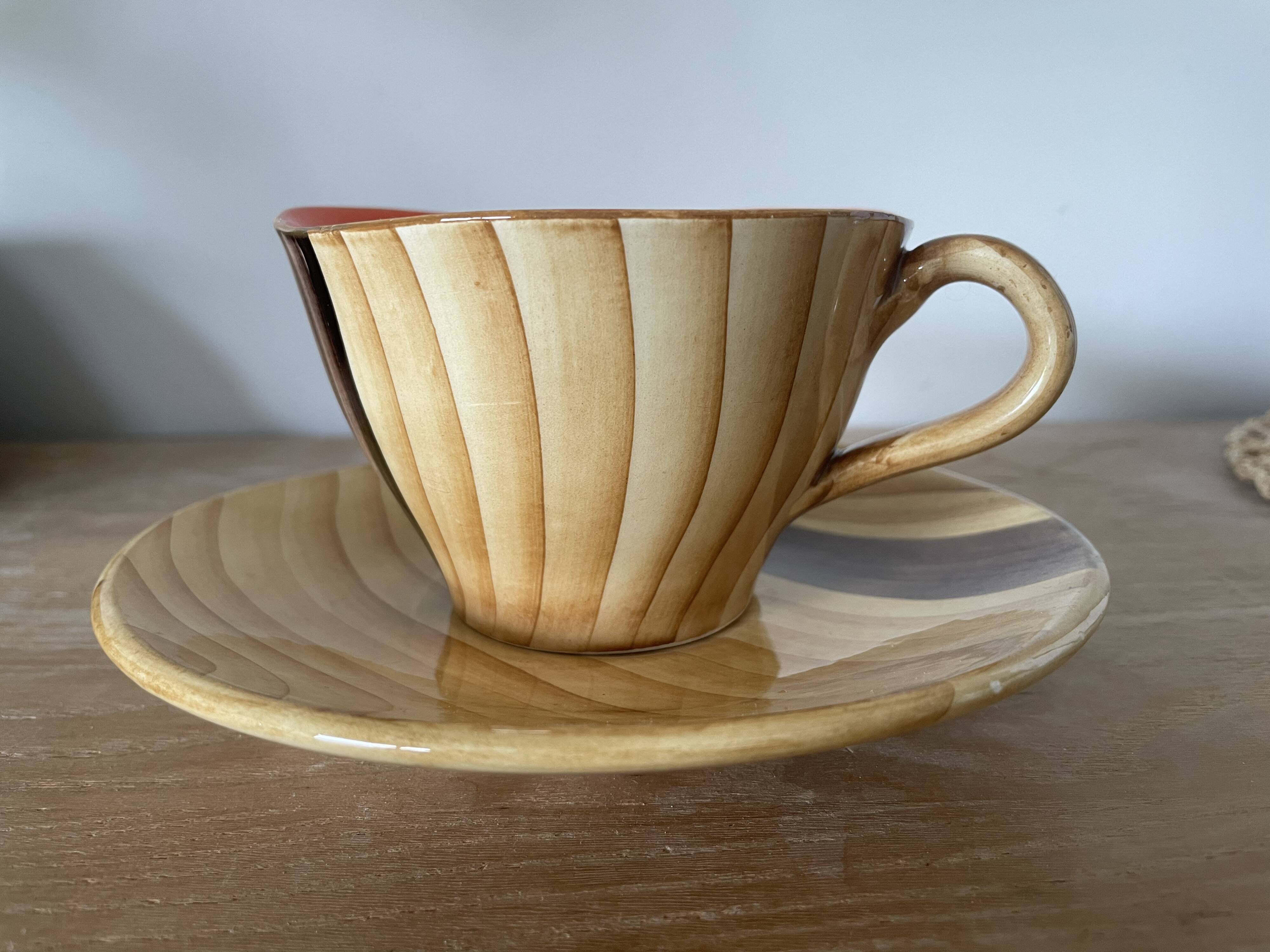 Ensemble tasse et sous tasse imitation bois