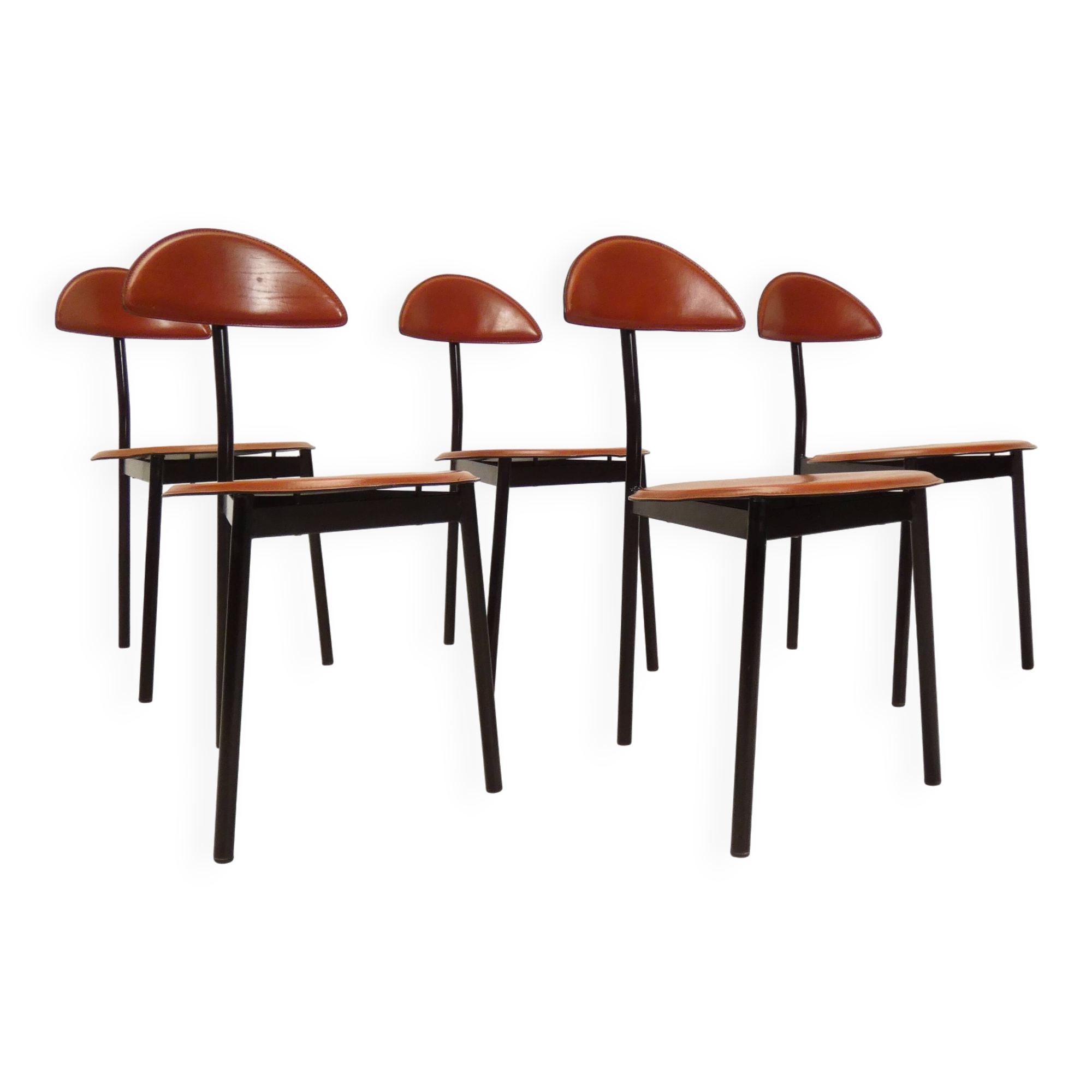 Set of 5 Linea Veam leather tripod chairs