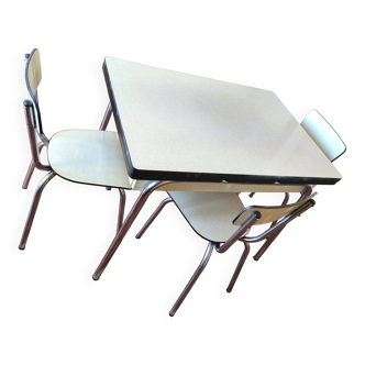 Table Vintage Jaune en Formica avec 3 chaises et 1 tabouret années 1950
