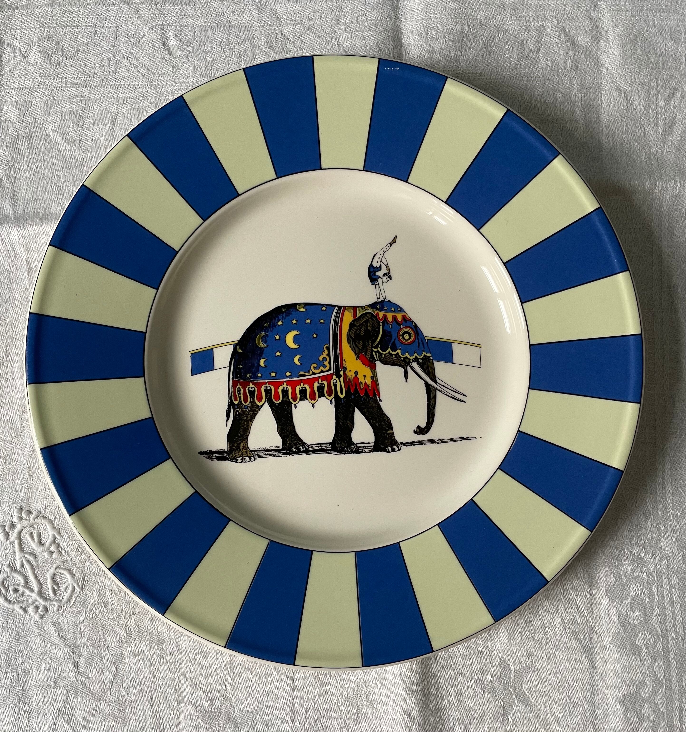 Series of 6 K&G Lunéville dessert plates, circus theme