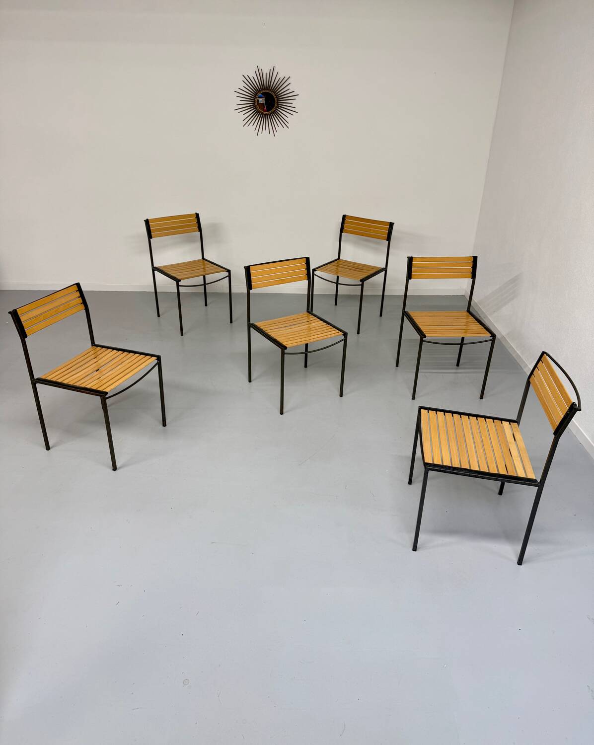 6 old metal and wood chairs, Italian design from the 80s, vintage