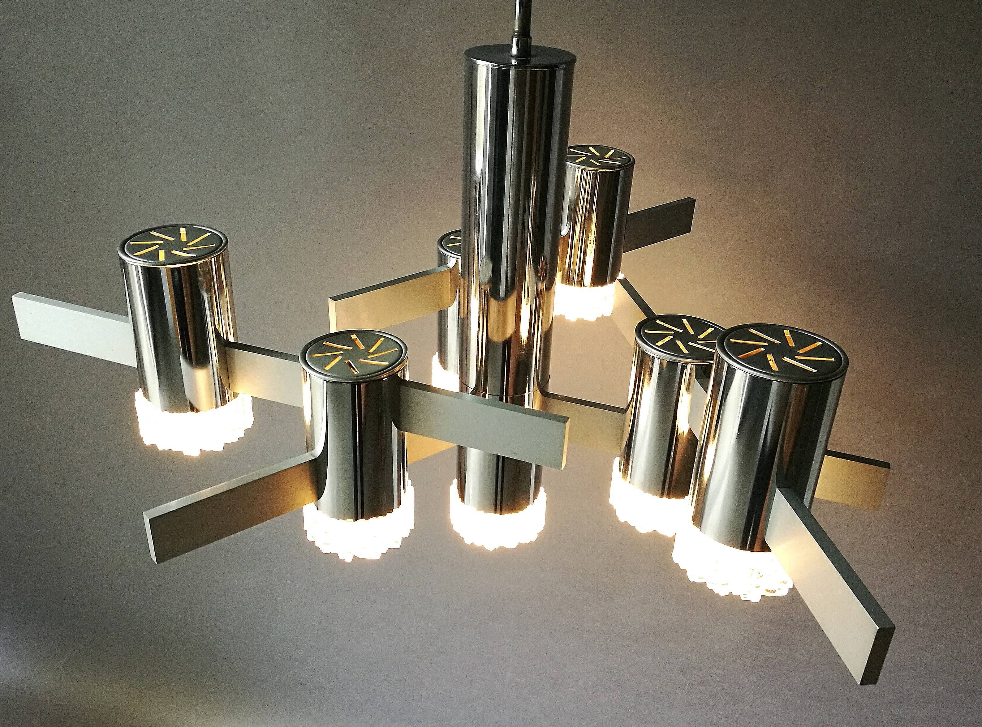 Chandelier of the Maison Sciolari from the 70