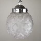 Art deco ball suspension