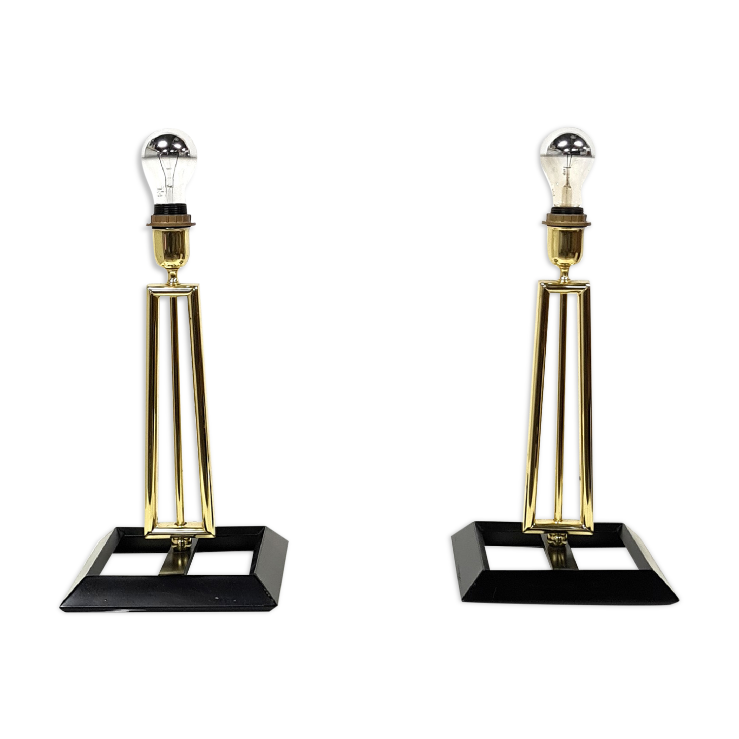 Set of two sculptural Hollywood regency brass table lamps, 1970s