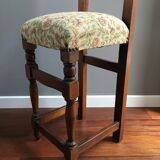 Chaise étroite