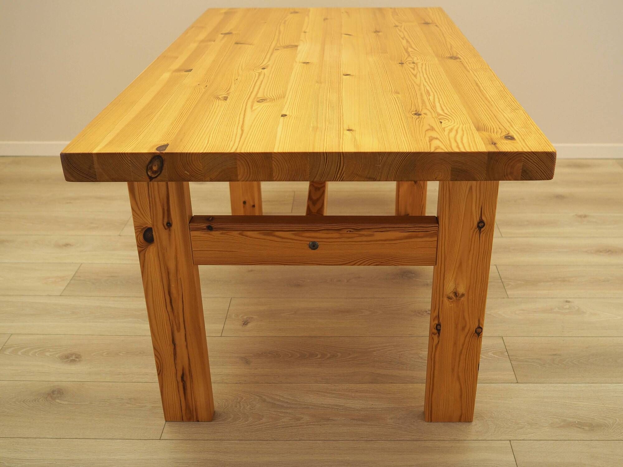 Table à manger en pin massif, Danemark, années 1980