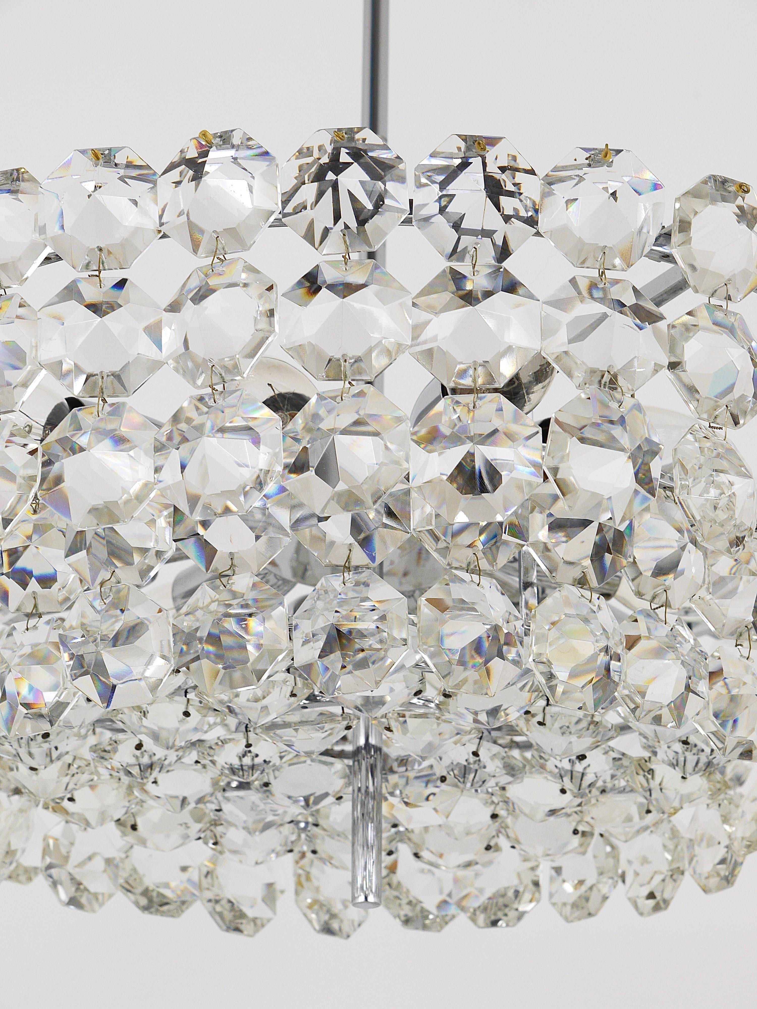 Grand lustre en laiton nickelé Bakalowits avec cristaux en diamant, Autriche, 1950