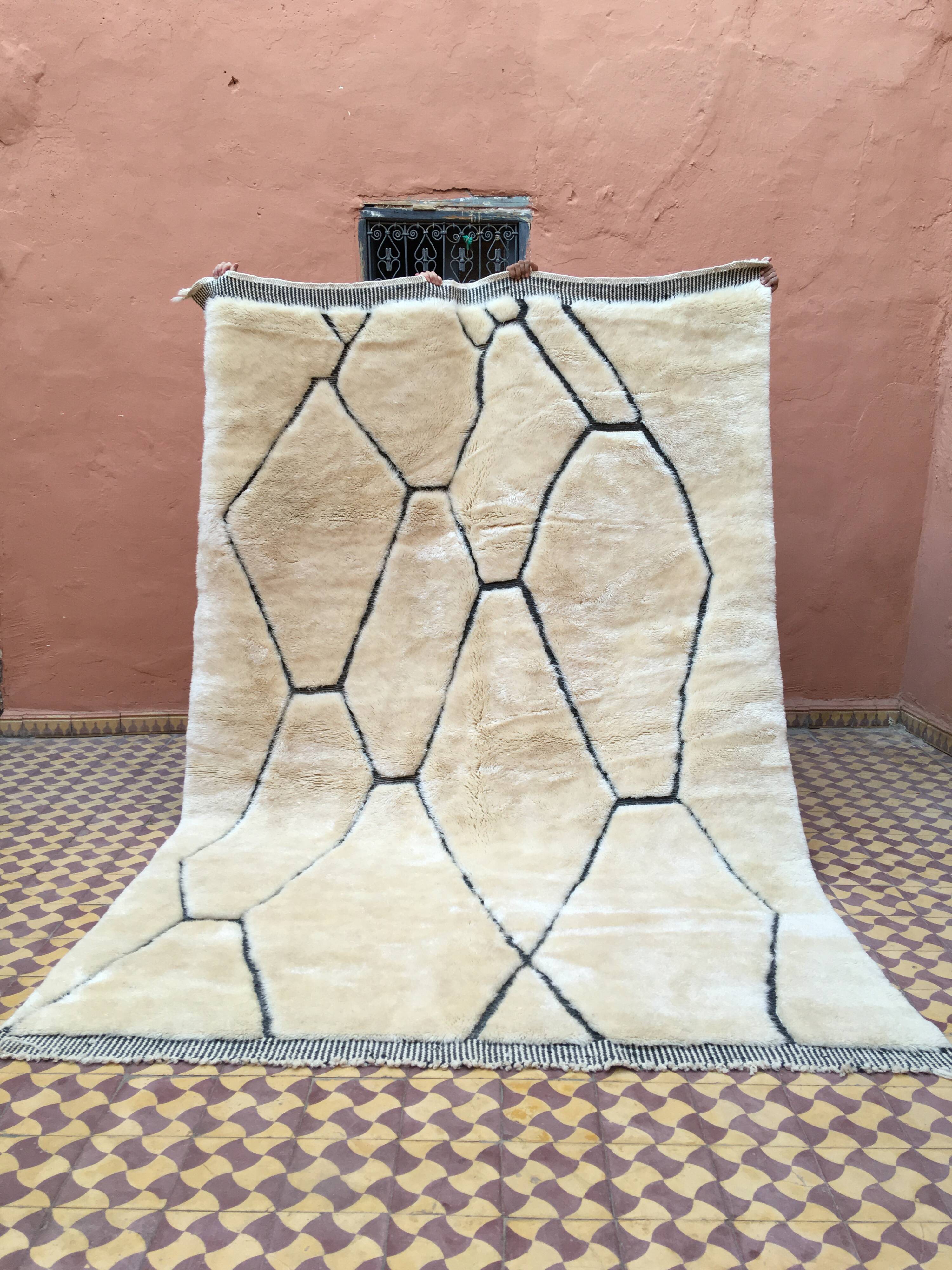 Mrirt rug 300 x 200 cm