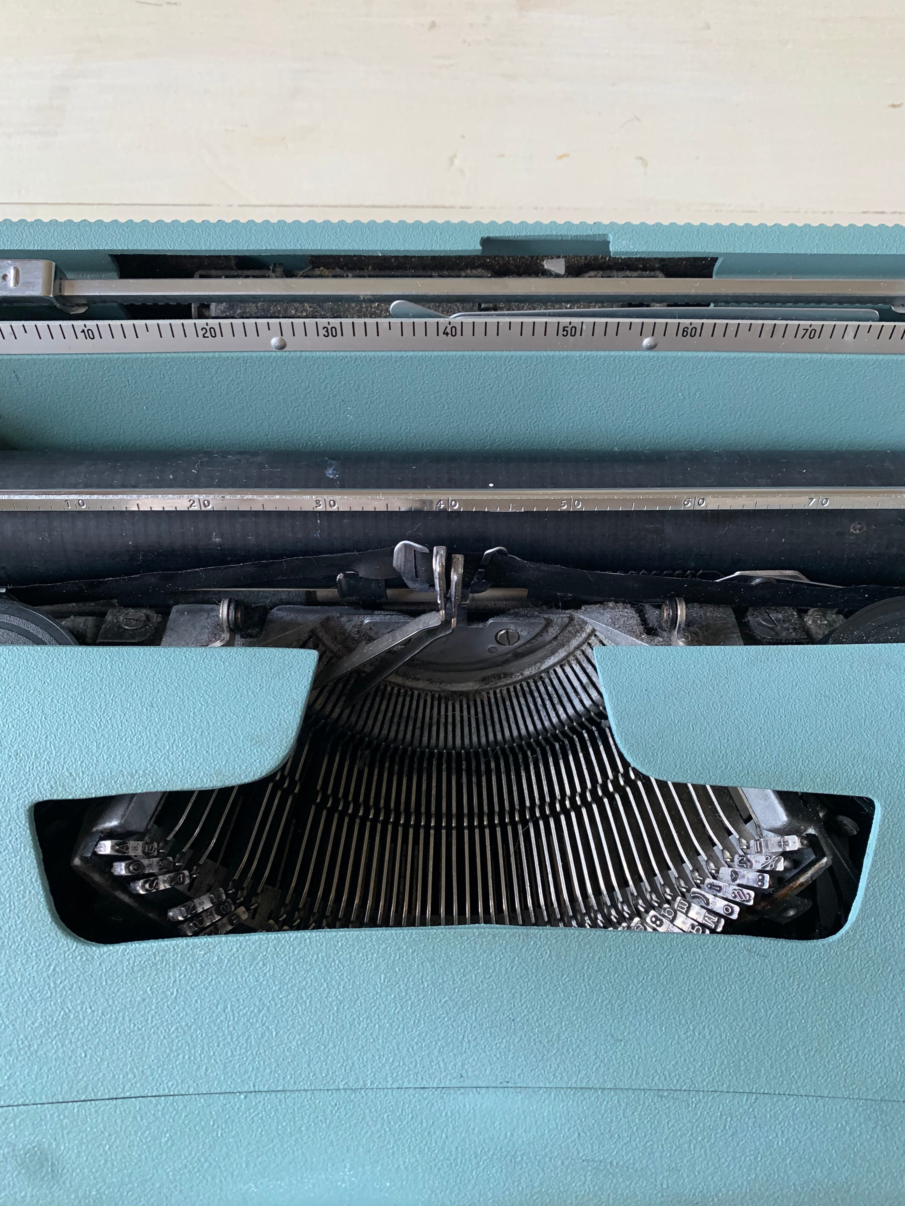 Olivetti Lettera 32 typewriter