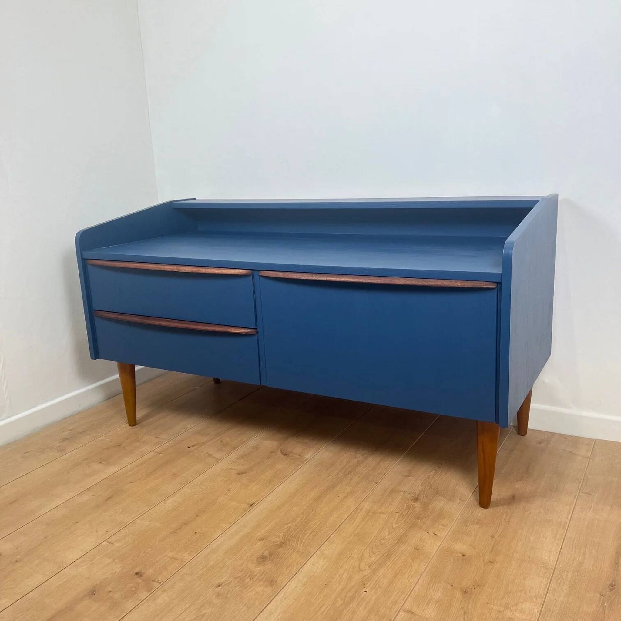 Buffet bas bleu nuit et bois, 1960