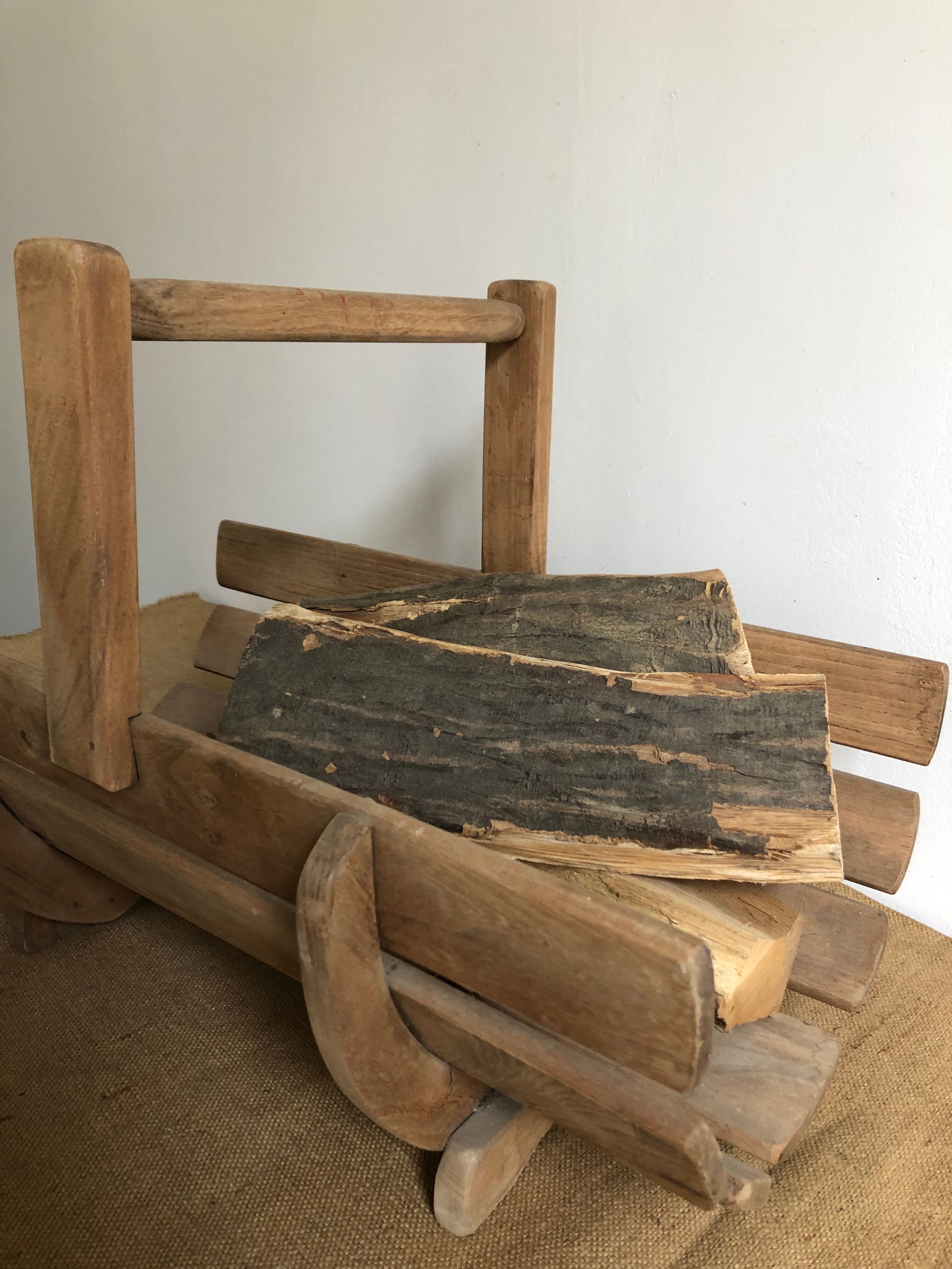 Log holder