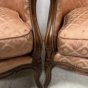 Paire de bergères de style Louis XV en bois narurel XX siècle