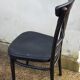 Table bistrot et sa chaise