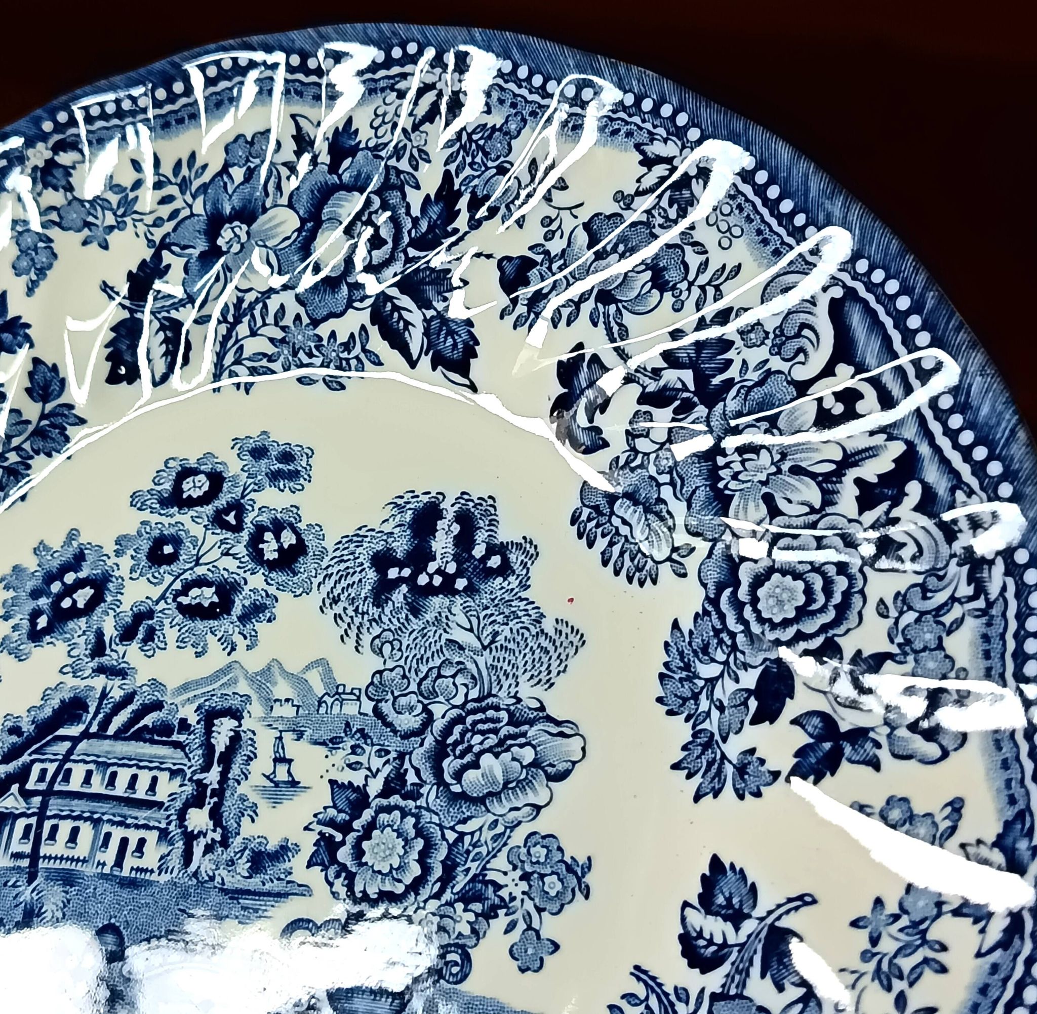 Set of 2 vintage ceramic dishes, churchill england