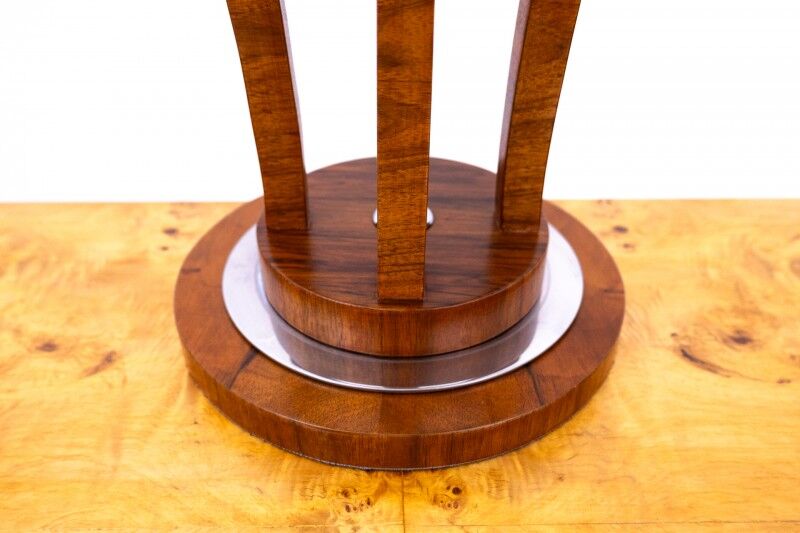 Art Deco table lamp from the 1950s, Poland.