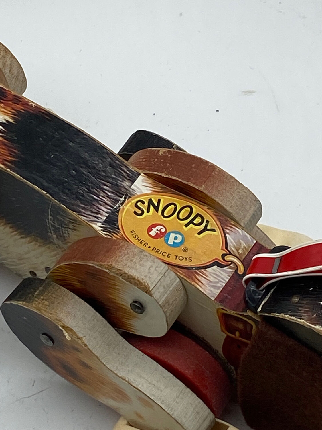 Dog to pull snoopy, file price toys, old wood toy
