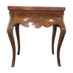 table à jeux marqueté