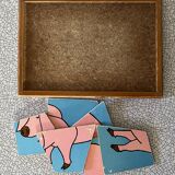 Cadre puzzle en bois des années 50-60 représentant un cochon rose
