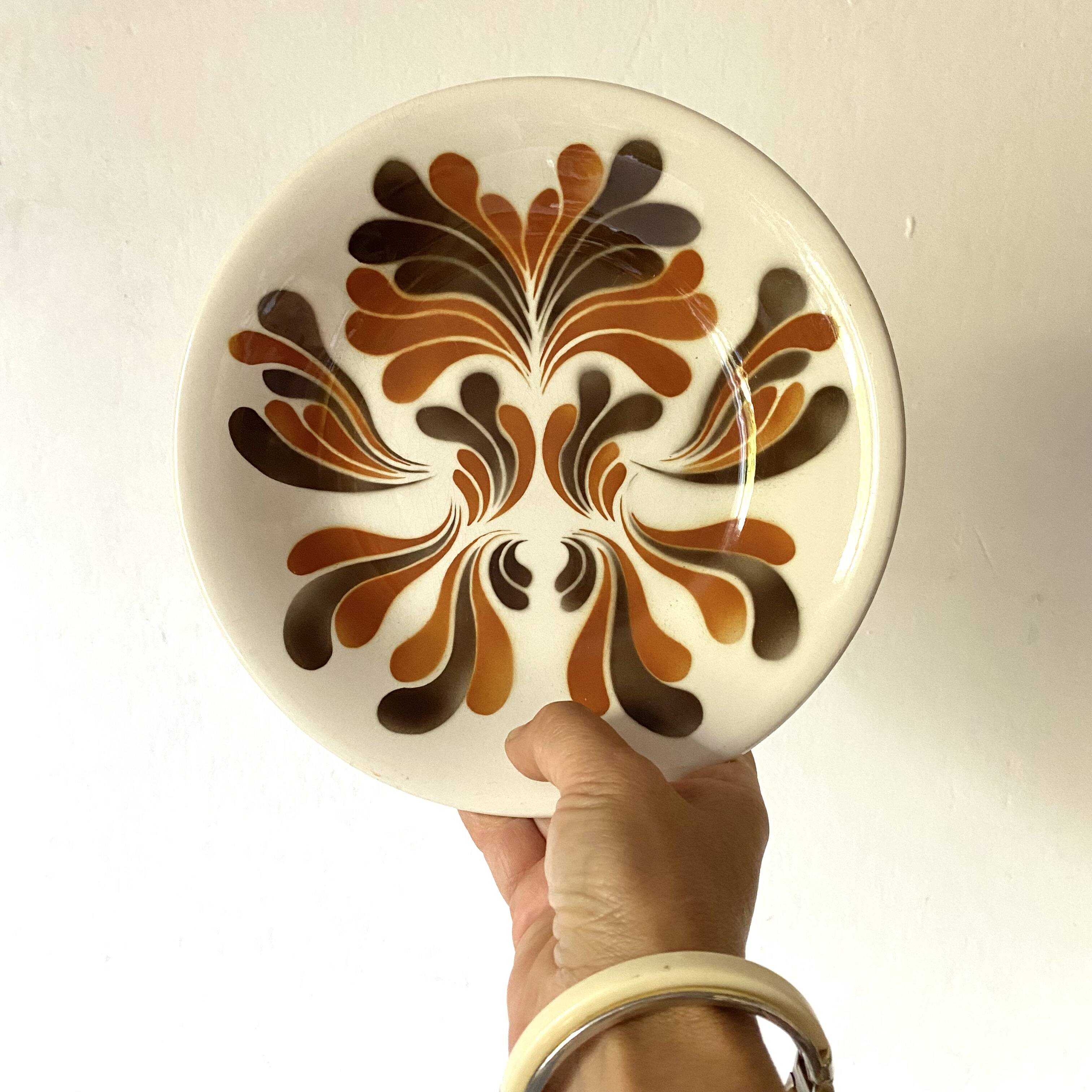 Vintage 20-piece service, deep, flat and dessert plates