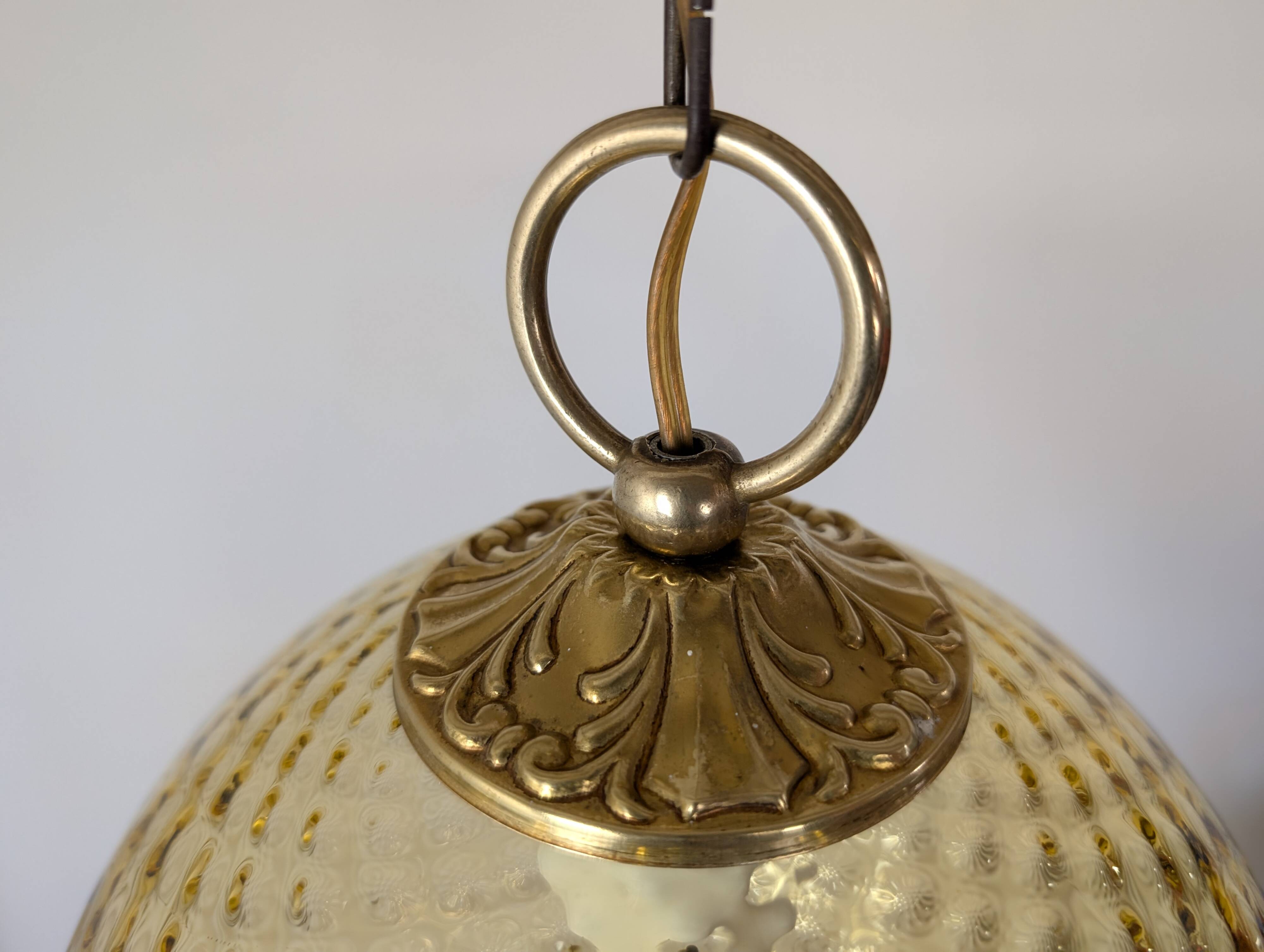 Amber glass pendant light