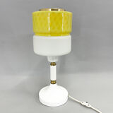 Lampe de table en verre jaune et blanc des années 1970 par Drukov, marquée