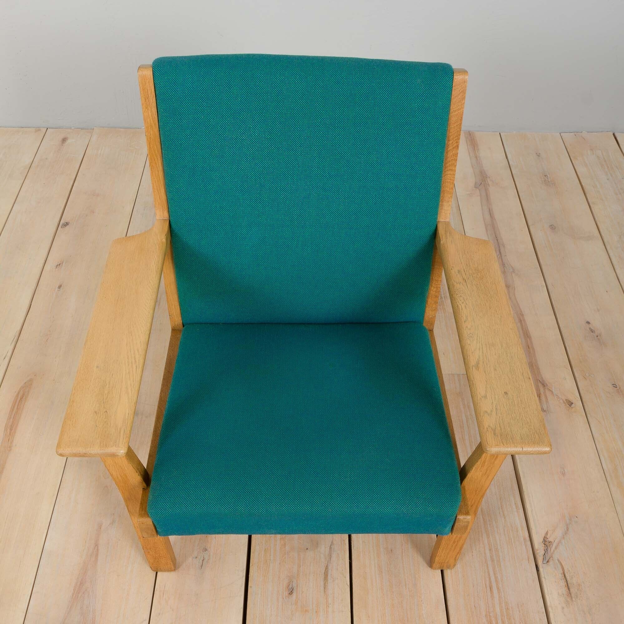 Hans Wegner oak armchair model Ge 181, Getama, Denamrk 1970s