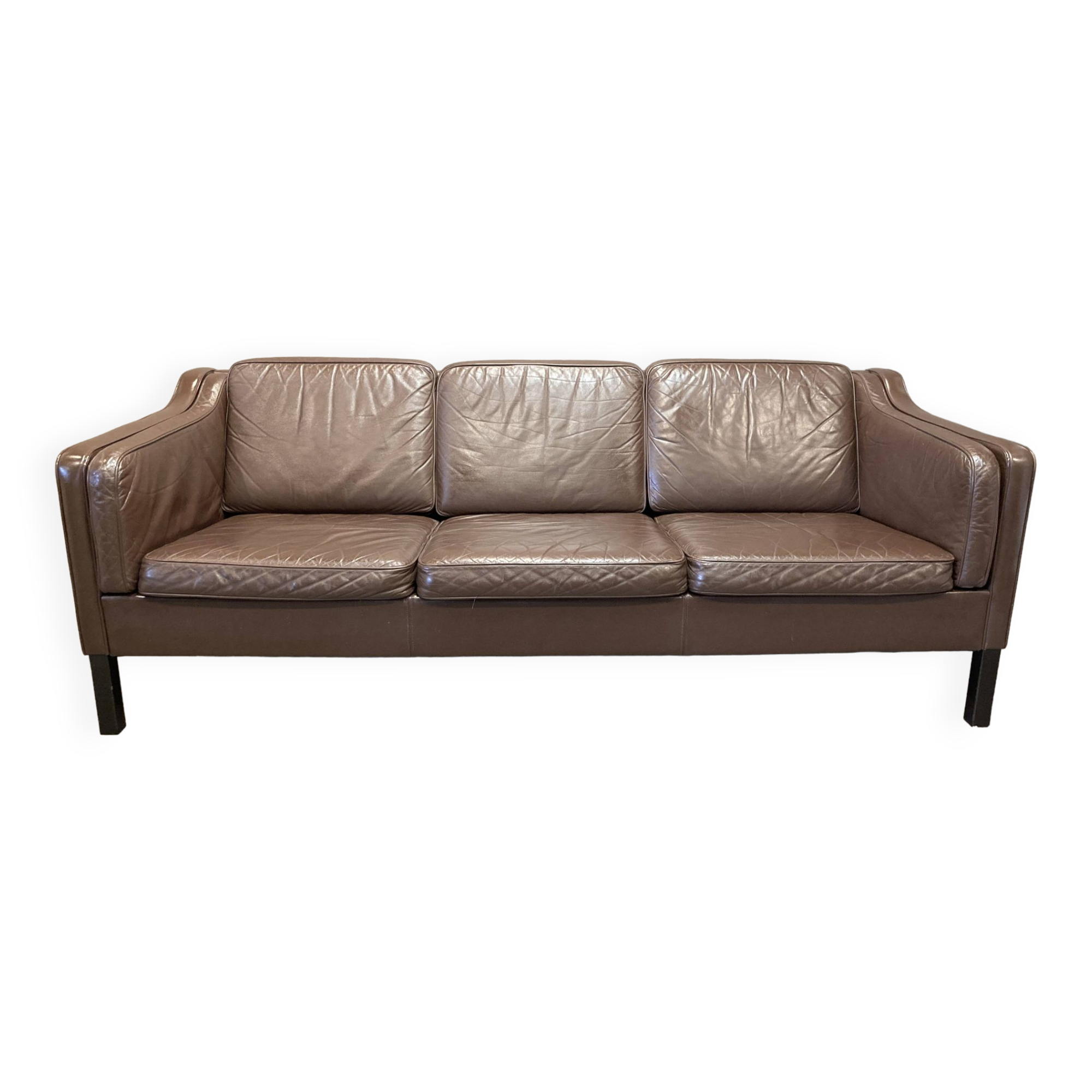 Scandinavian design 3-seater leather sofa.