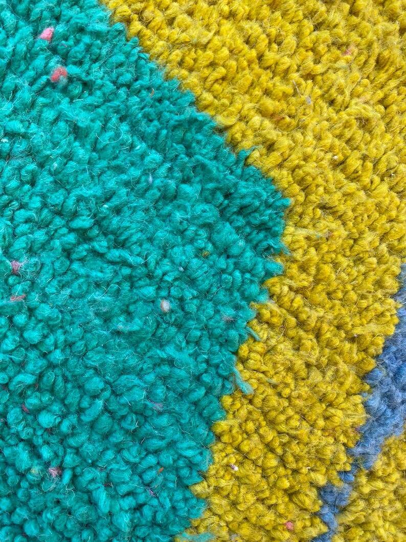 Handmade Moroccan rug 250cm x 150cm