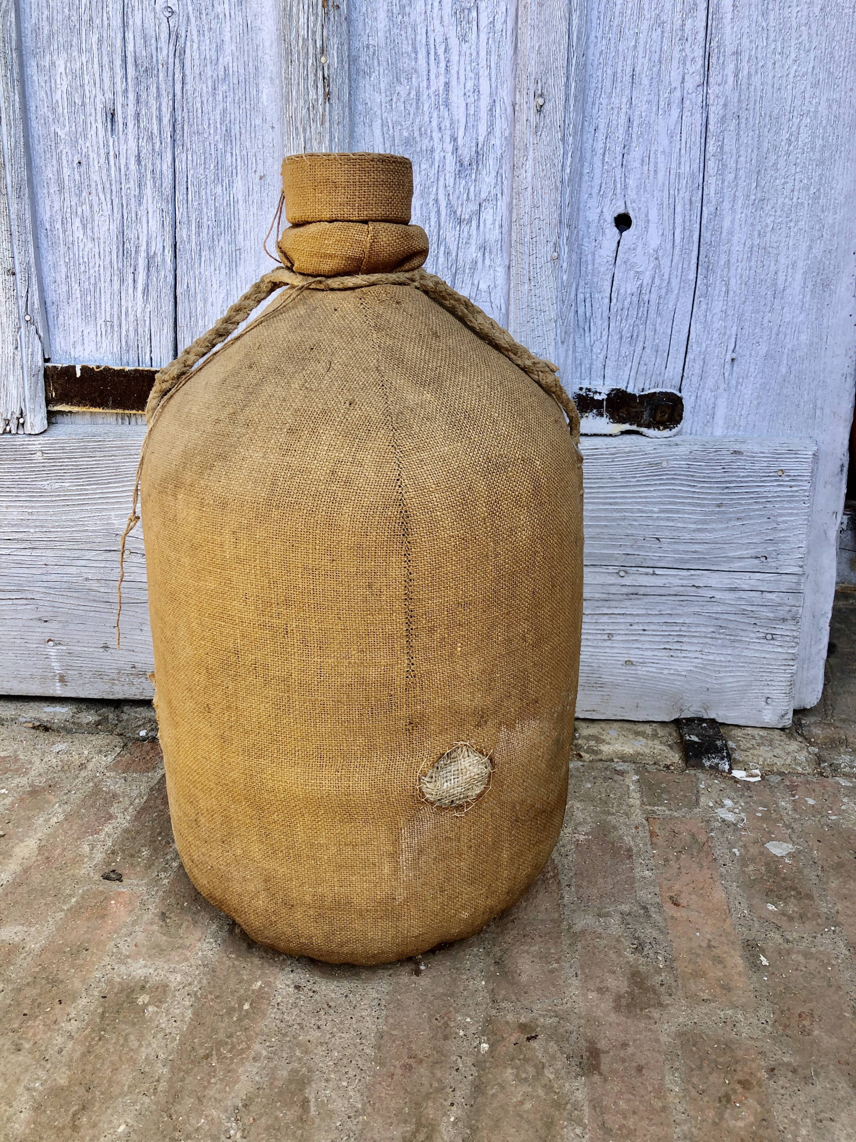 Demijohn burlap 1900