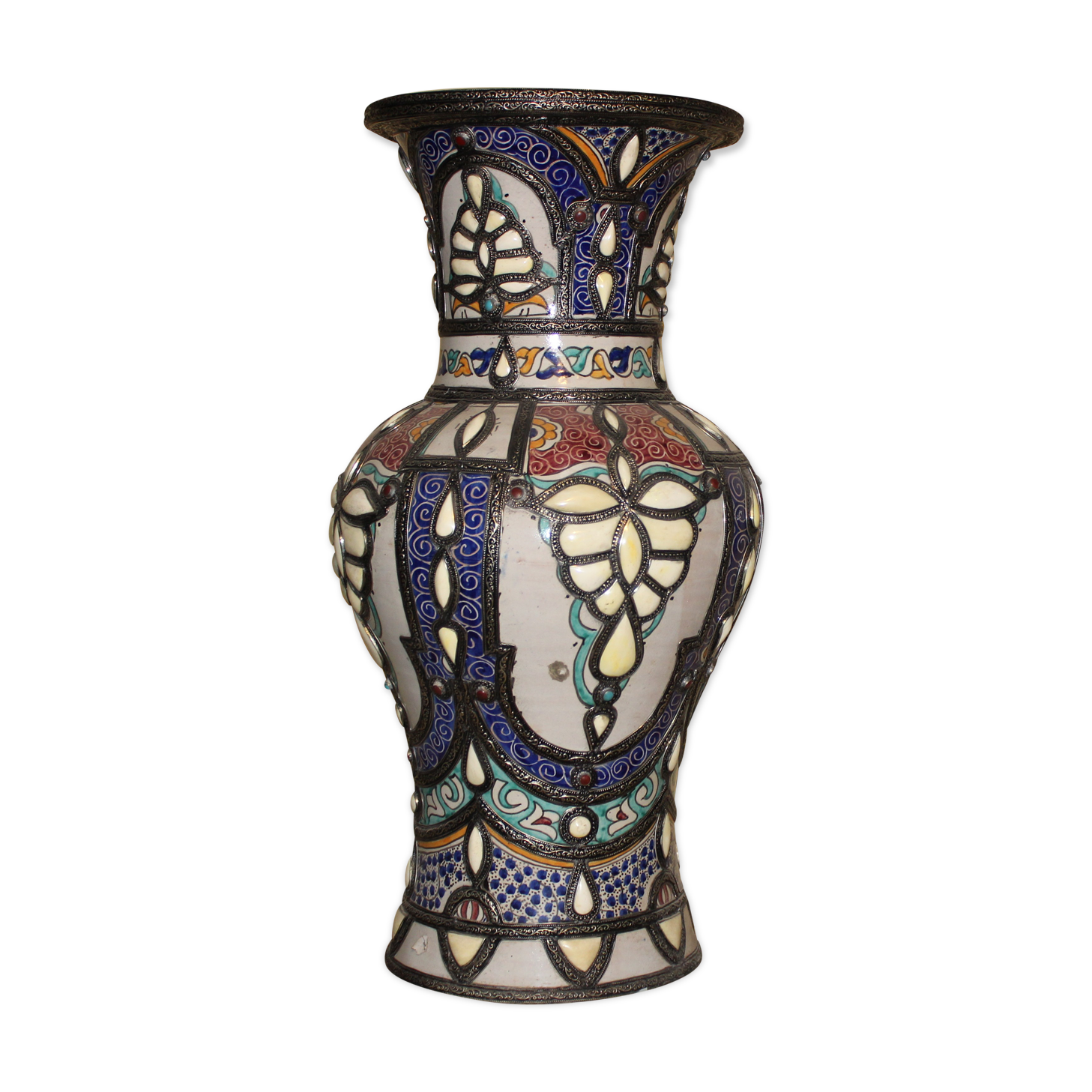 Ceramic vase