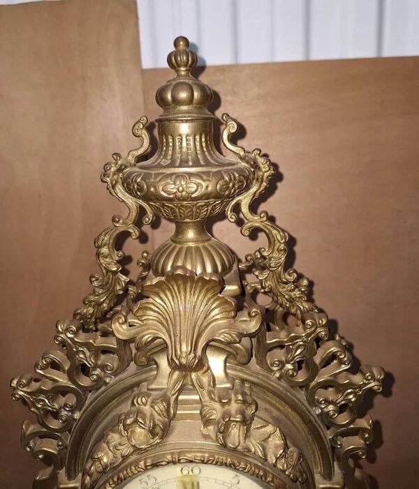 Pendule baroque et ses 2 candélabres en bronze