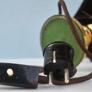 Lot of two retro-modernist lamps with natural leather lampshade