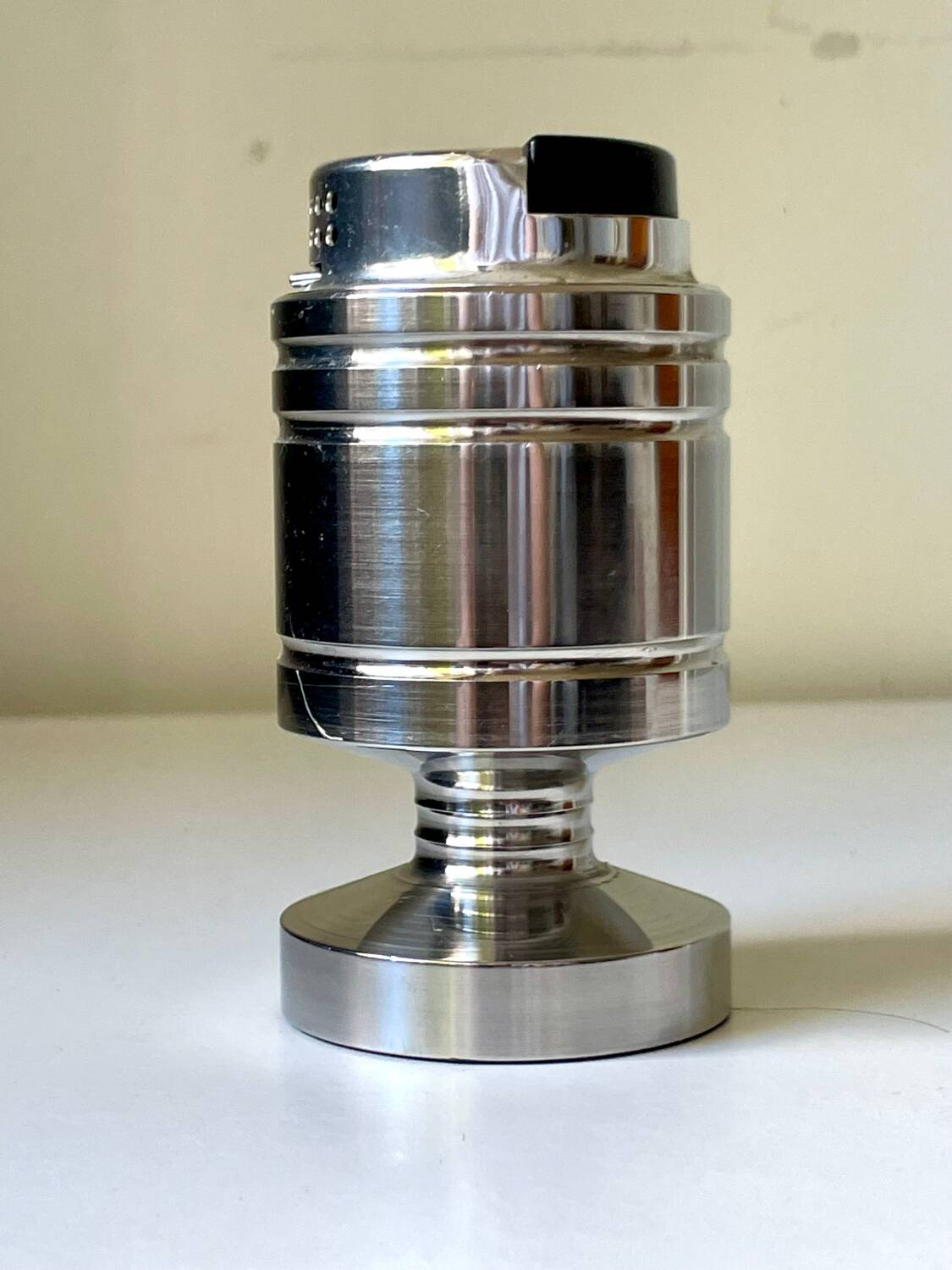 Briquet de table moderniste vintage en métal, Japon