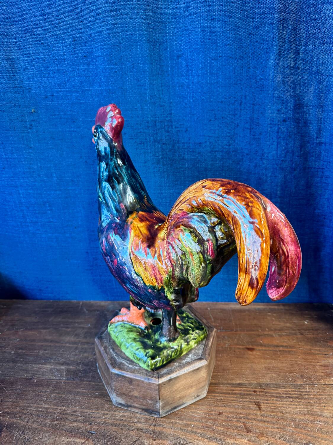 Ceramic sculpture of a rooster from Bavent, glazed terracotta, 1960.