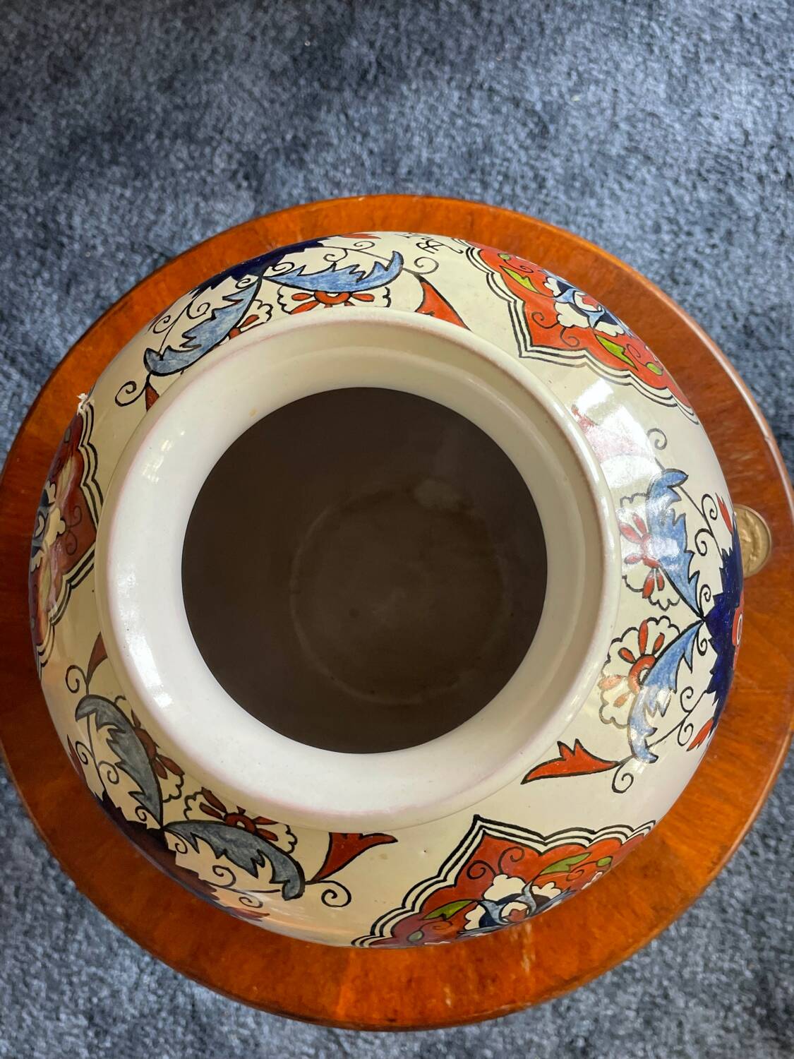 Italian ball vase
