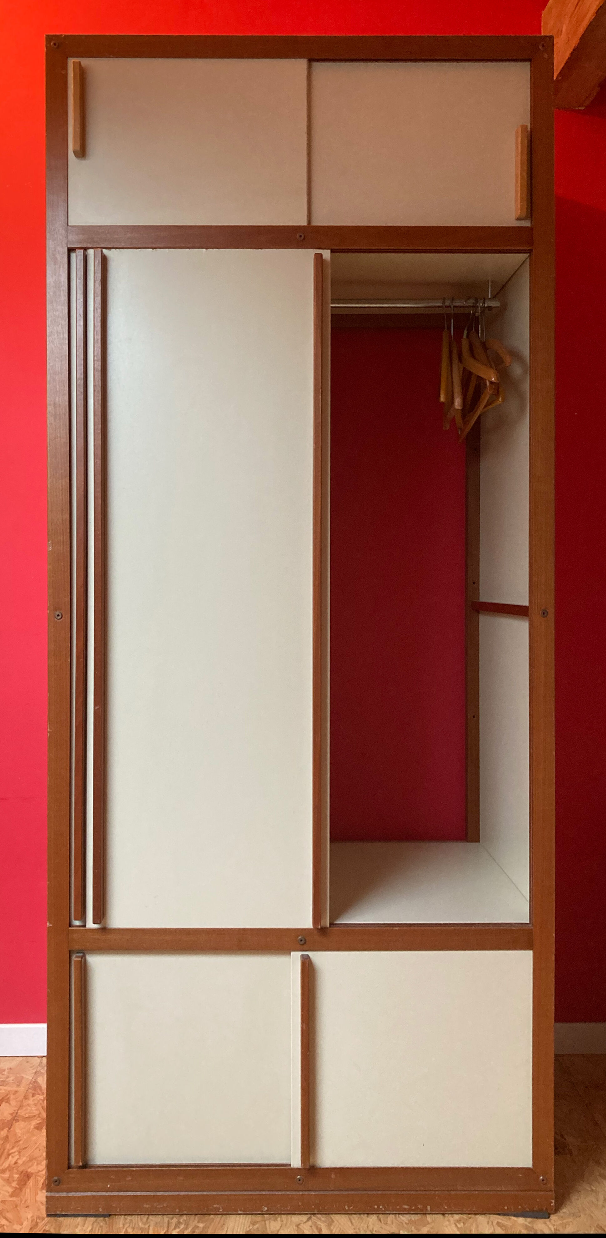 André Sornay closet