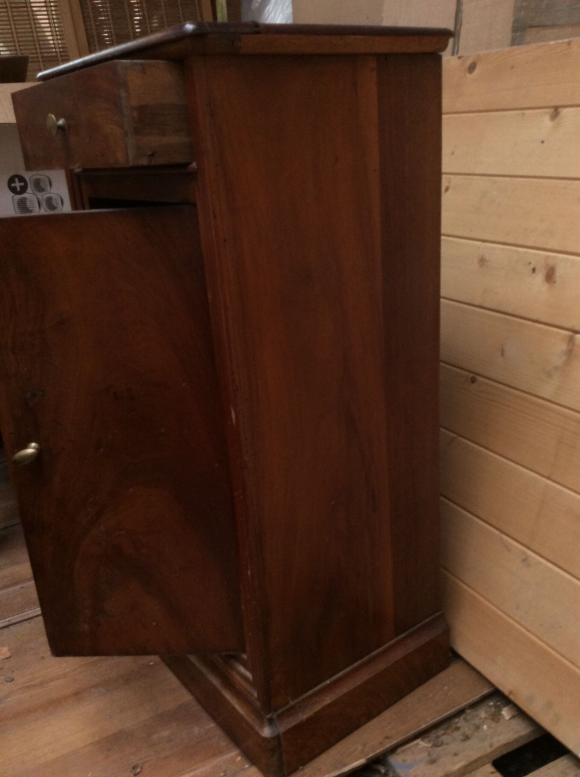 Bedside table Louis Philippe style