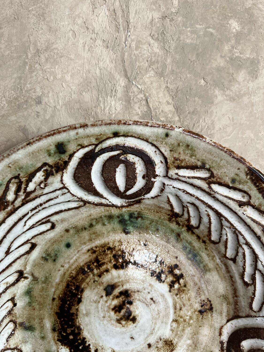 Plat en céramique Albert thiry