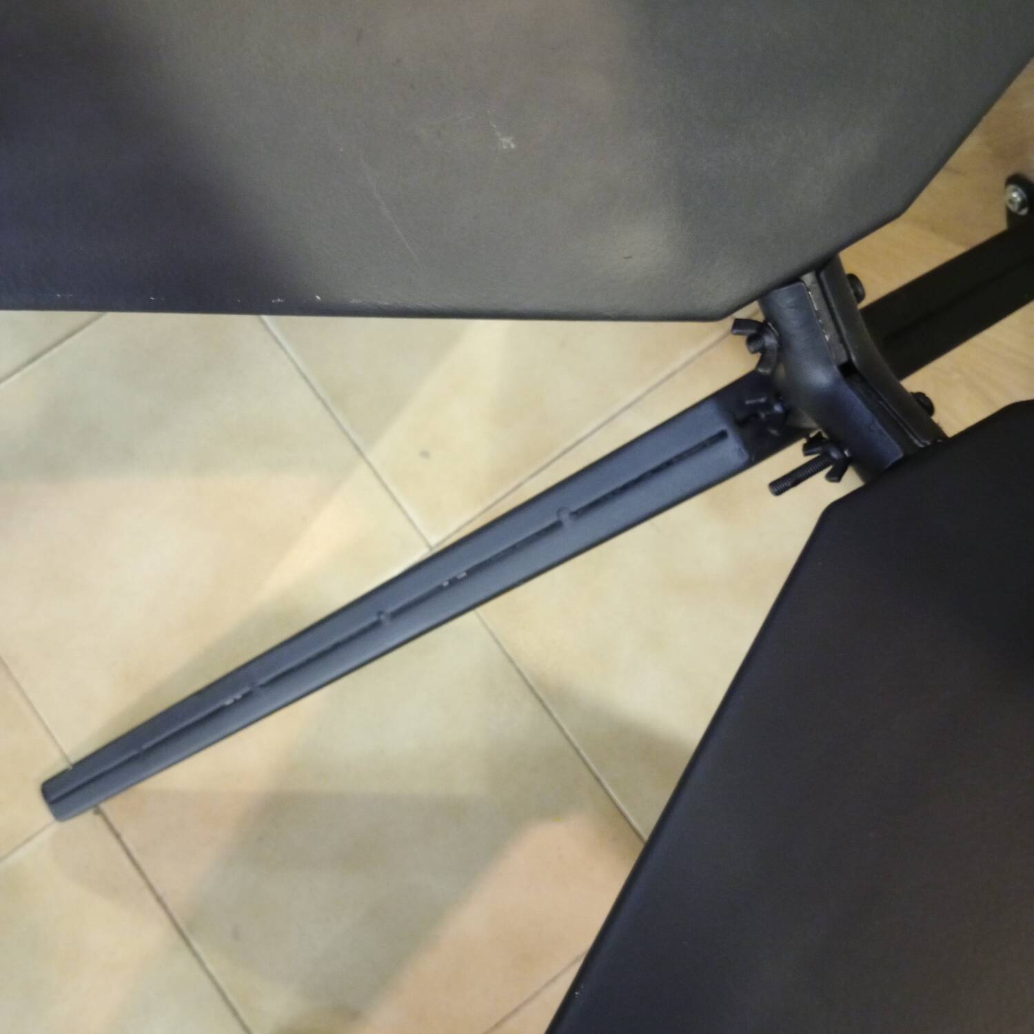 Round table in the spirit of Jean Prouvé