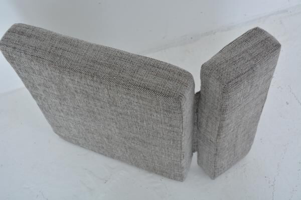Chair model lotus designer Rob Parry edited by Gelderland