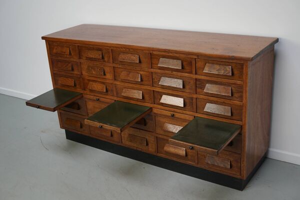 Armoire / Cabinet de pharmacie en chêne allemand ou buffet, années 1930