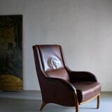 Brown leather lounge chair | Netherlands | 1980s